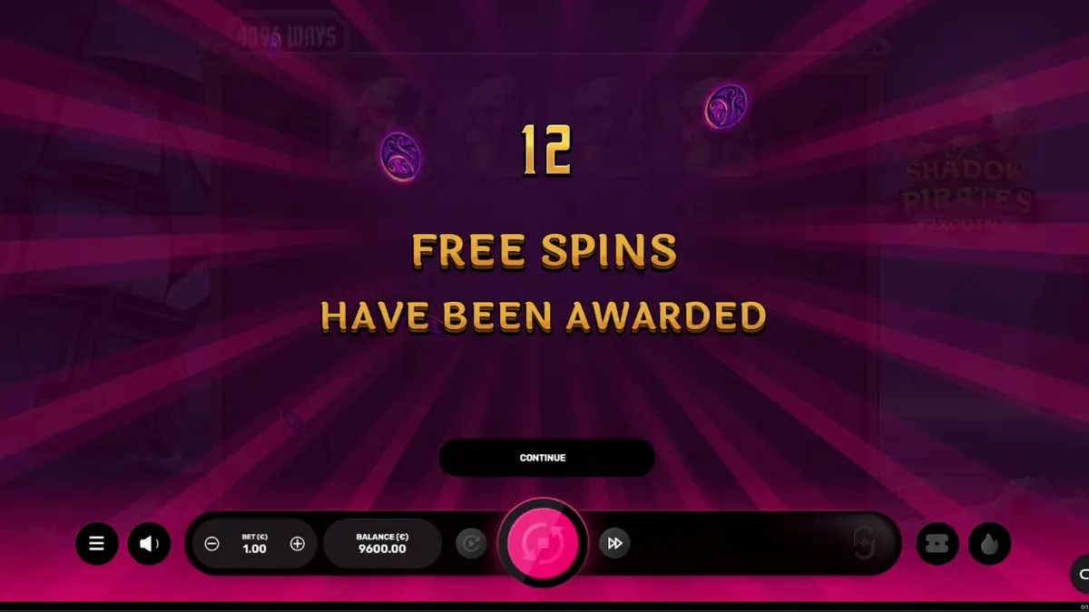Tampilan visual slot Shadow Pirates dengan tema bajak laut hantu dan kapal di bawah bulan purnama.